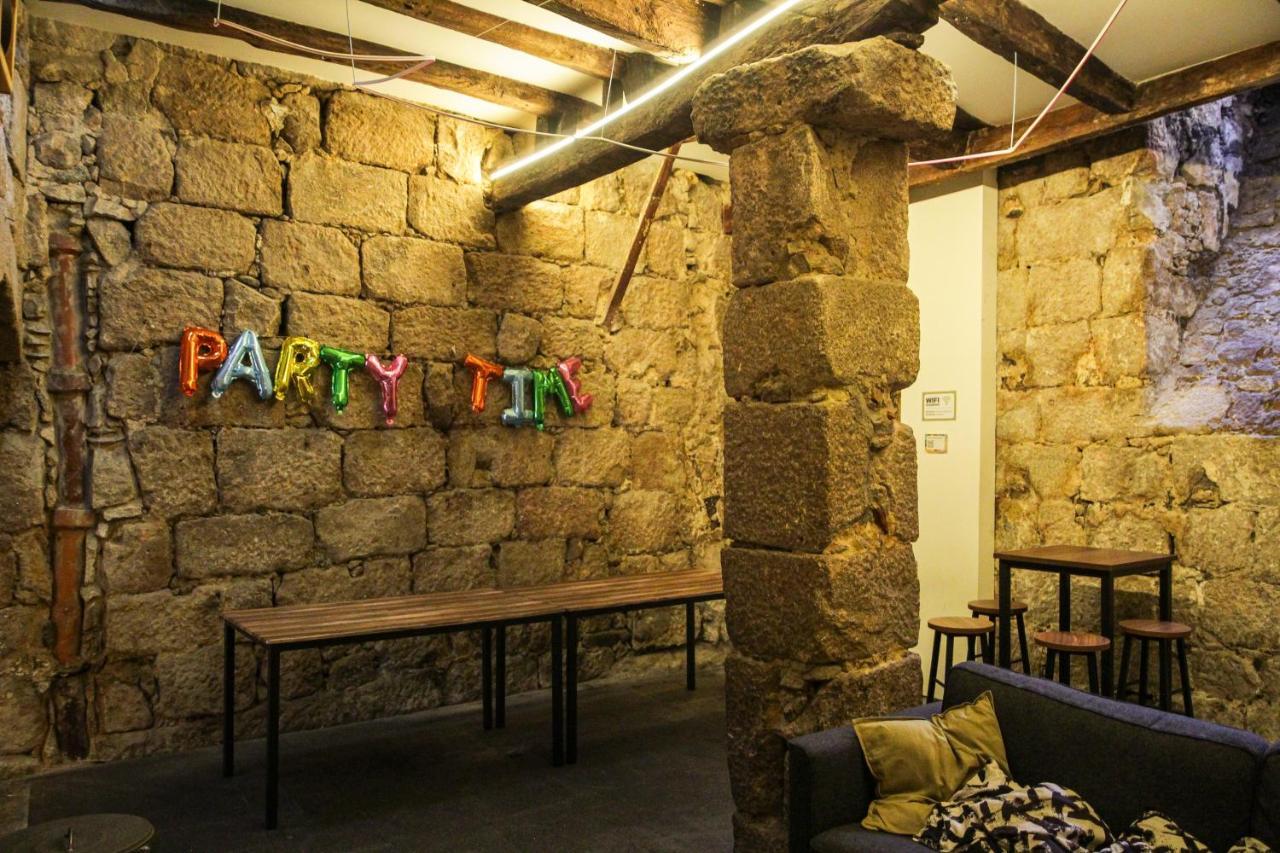 Onefam Ribeira Hostal